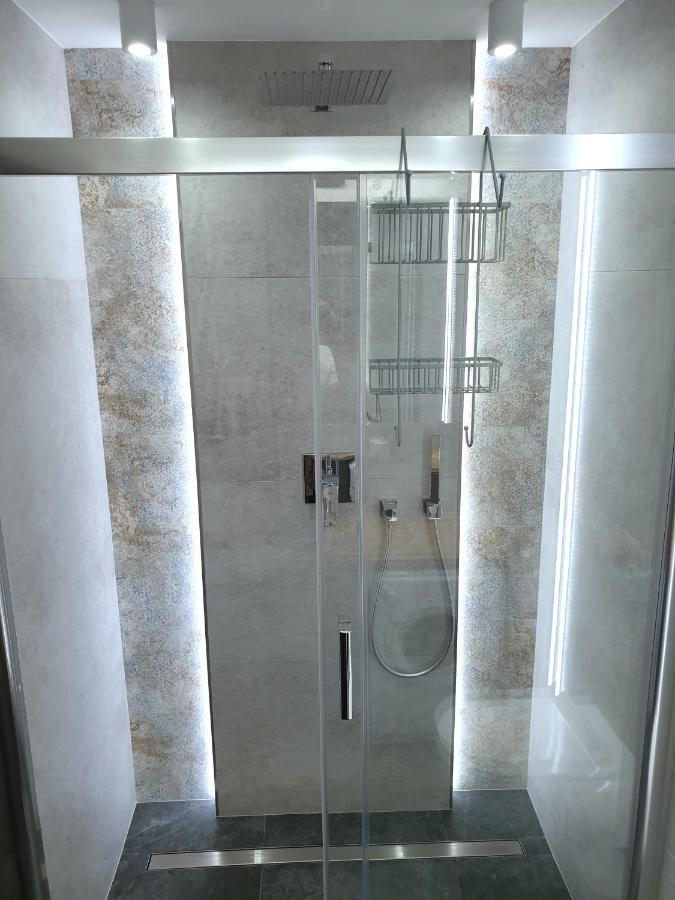 ,Private Apartment, Aircondition, Garage, Hd Tv Pl & De, Wifi, Fully Equipped, Near Beach Kołobrzeg Esterno foto